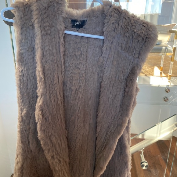 June Vest - Rabbit fur - Picture 2 of 2